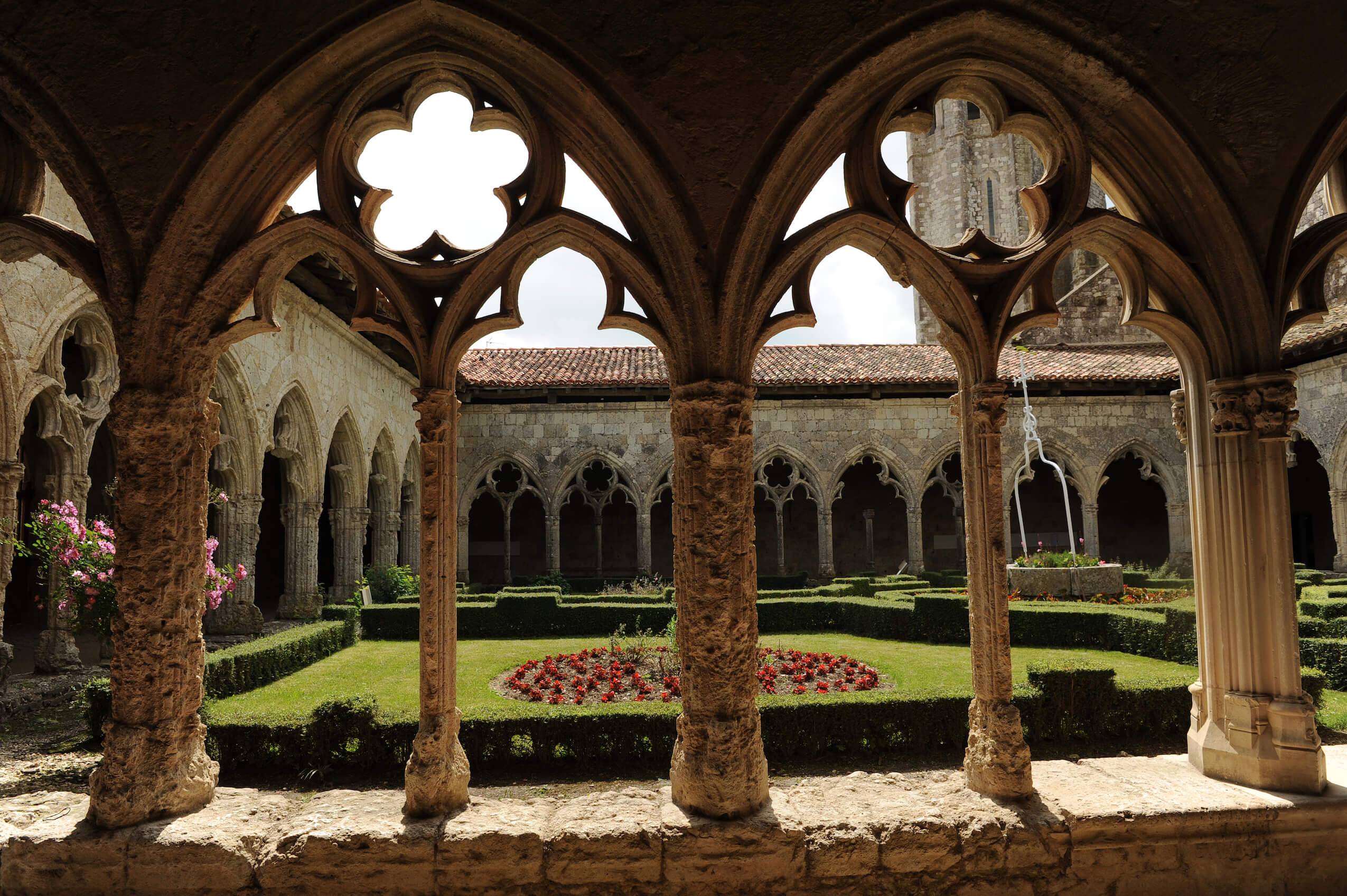 Collégiale Saint-Pierre©ACIR / JJ Gelbart