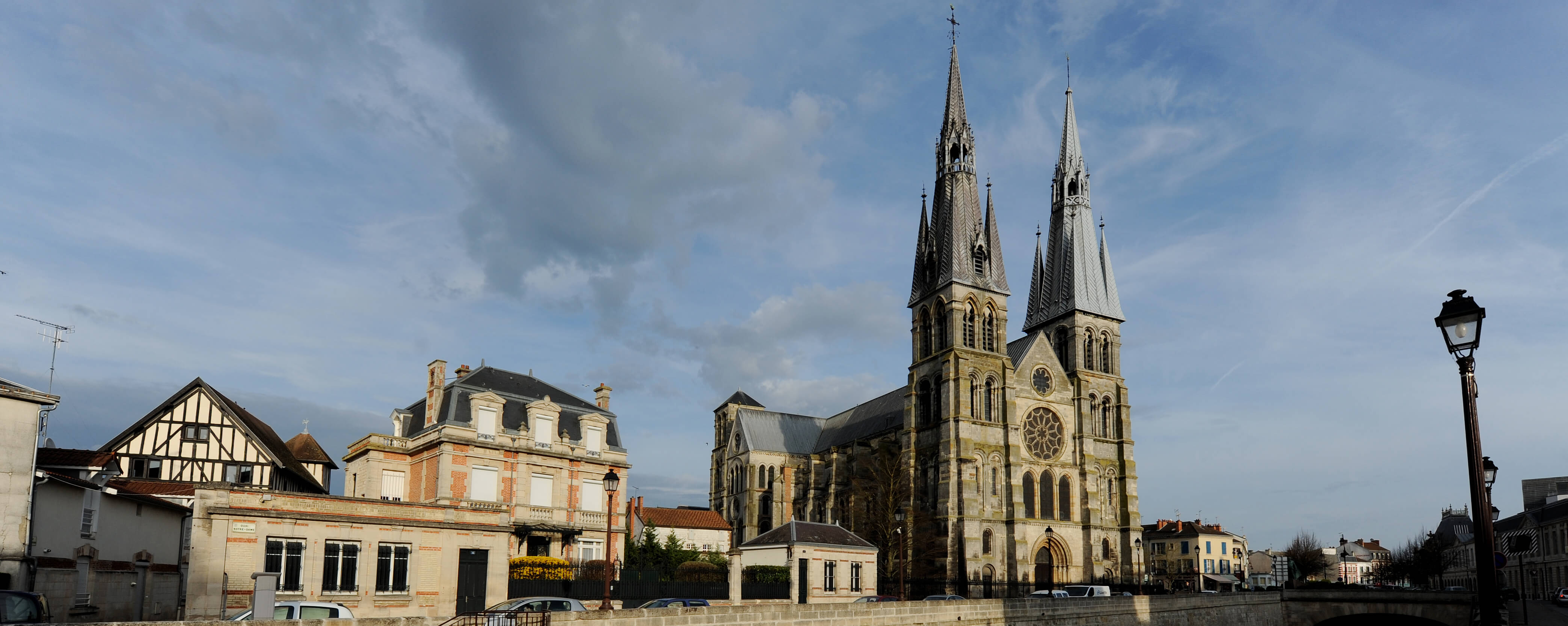 Eglise Notre-Dame-en-Vaux©ACIR / JJ Gelbart