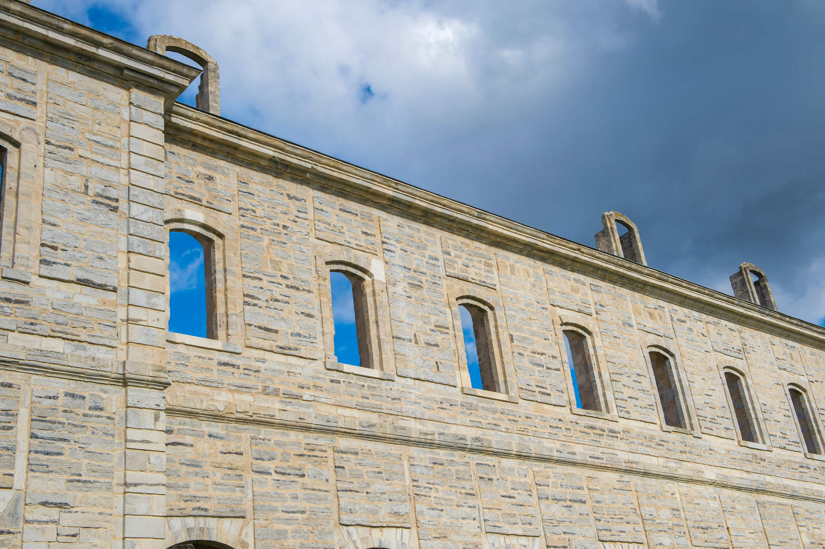 Abbaye Saint-Jean©ACIR / JJ Gelbart