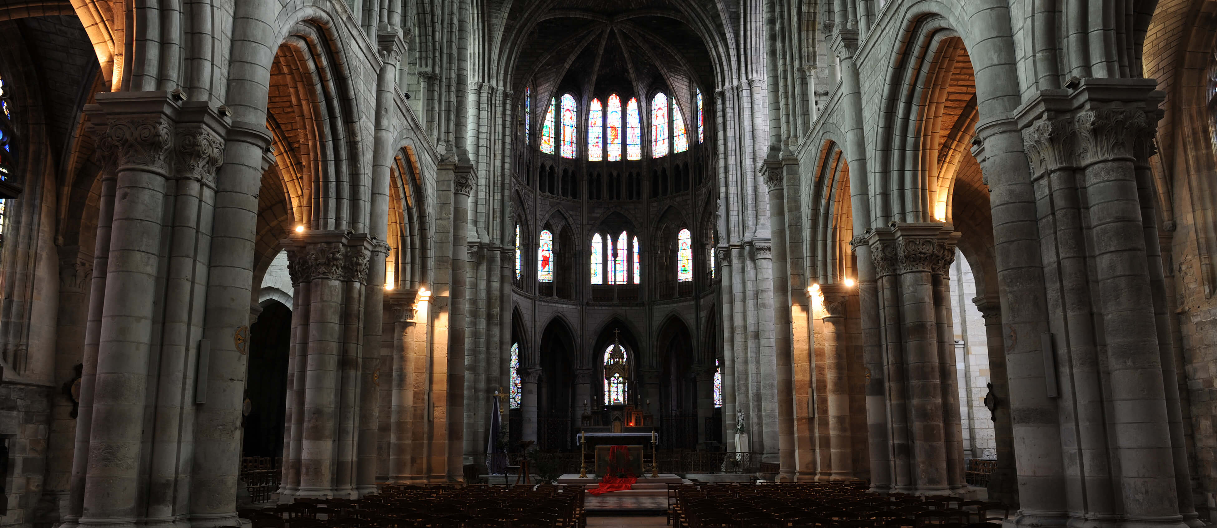 Eglise Notre-Dame-en-Vaux©ACIR / JJ Gelbart