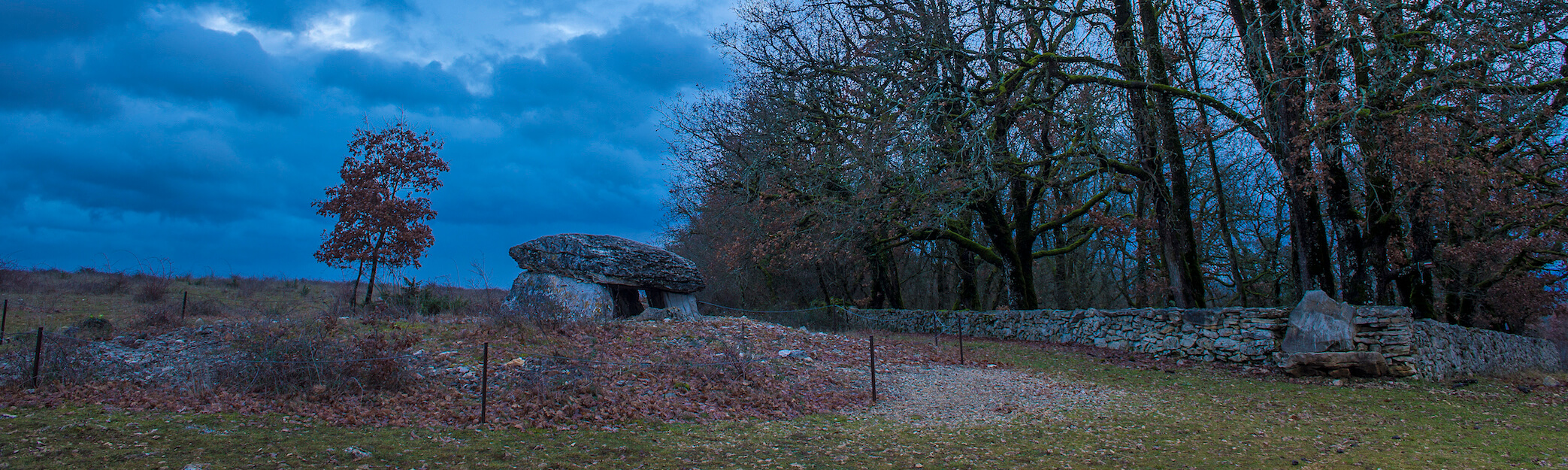 Dolmen de Pech Laglaire 2©ACIR / JJ Gelbart